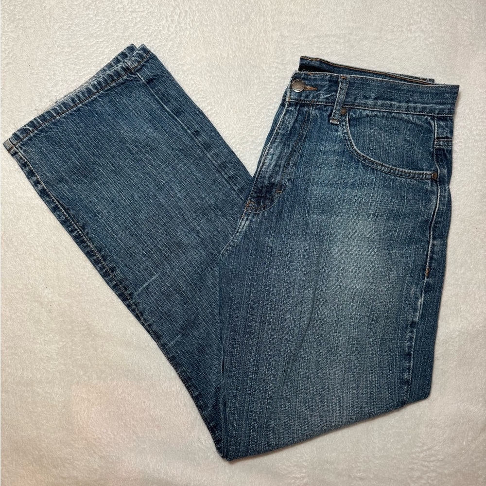 Calvin Klein
Relaxed Straight fit